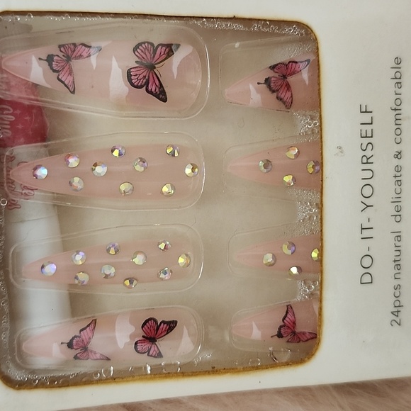 BOGO SALE!! Brand New BEAUTIFUL NAIL False Nails-XL - Picture 3 of 4